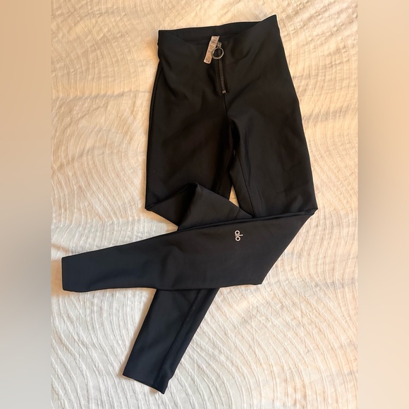 ALO Yoga Pants - Alo yoga black leggings